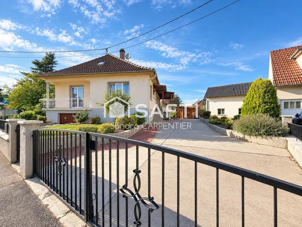 Maison familiale avec dépendance de 68 m² et beau potentiel - Geispolsheim Village