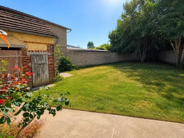 Maison de 84 m² a Beaumont sur dême dans un village paisible,