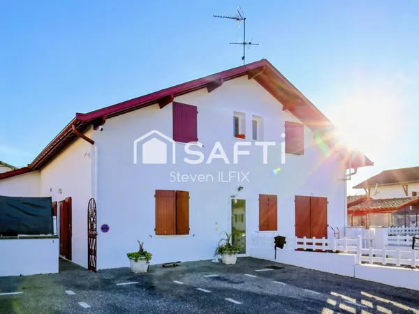 Immeuble de rapport, 8 appartements et 1 local commercial