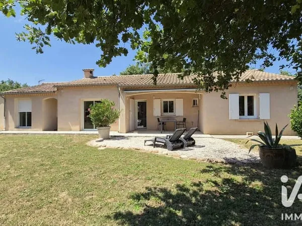 Maison de plain-pied 5 pièces 120 m²