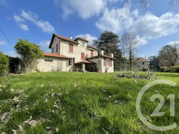 Maison 8 pièces 152 m²