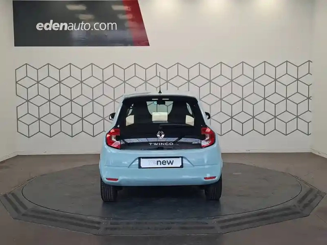Renault Twingo iii e-tech — photo 4