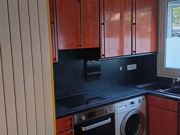 Maisons-Laffitte Centre - Bel Appartement T2 50m² au pied du RER A + Parking