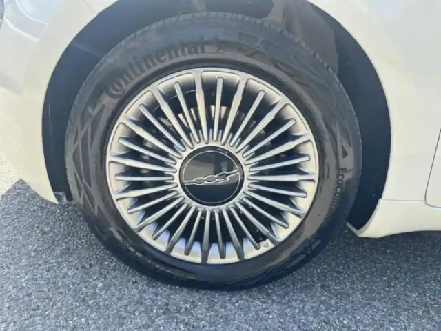Fiat 500 e 118ch icône — photo 11