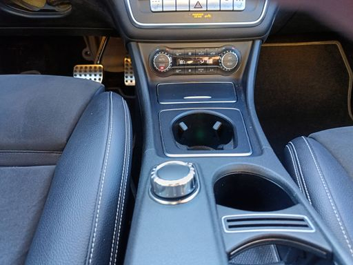 Mercedes Classe A 2.0 250 211 7G-DCT - Whiteart Edition – 2017 – 91000 km – Essence – Boîte Automatique — photo 11