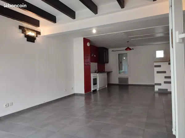 🏠 À louer - Pavillon 65 m² - 2 chambres - 1 Bureau -1 garage -Buxeuil