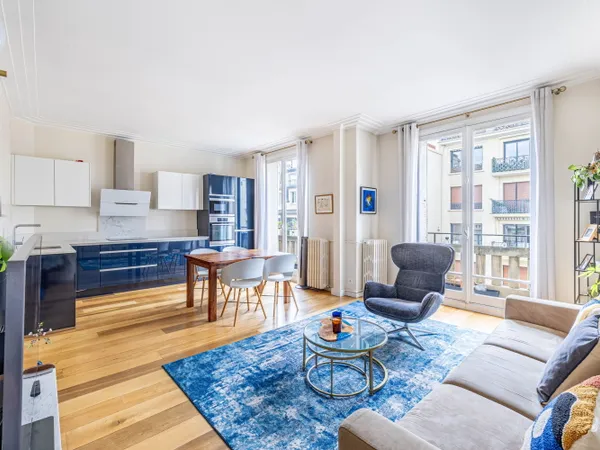 Location T3 66m² - 6ème étage - rue Oswaldo Cruz (75016)