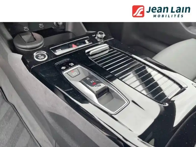 Audi A6 e-tron avant performance — photo 13