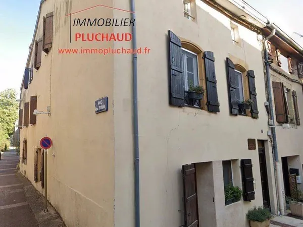 Maison 10 pièces 192 m²