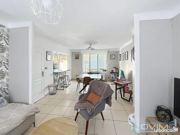 Maison 6 pièces 83 m²