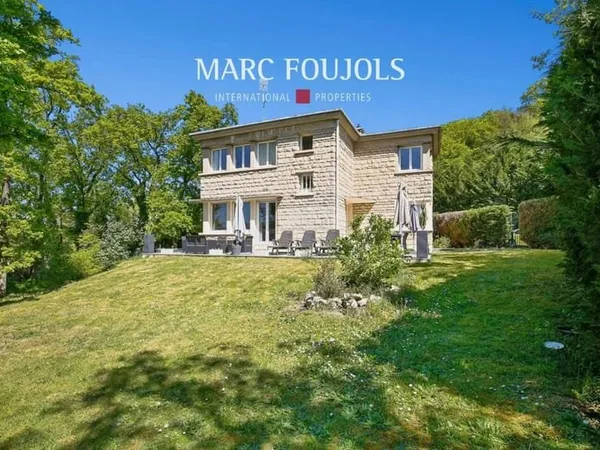 Maison de plain-pied 5 pièces 122 m²