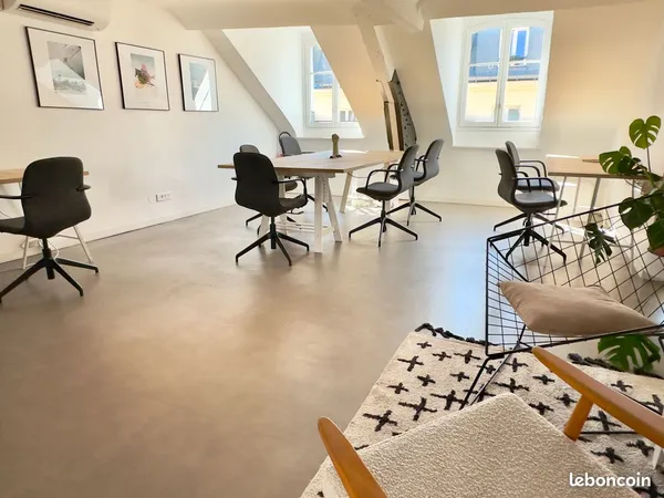 7 à 9 postes à louer dans open space