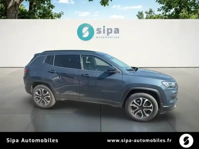 Jeep Compass 1.3 phev t4 190 ch 4xe eawd — photo 6