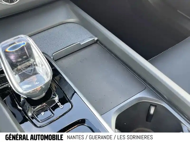Volvo Xc60 t6 awd hybride rechargeable 253 ch+145 ch geartronic 8 — photo 10