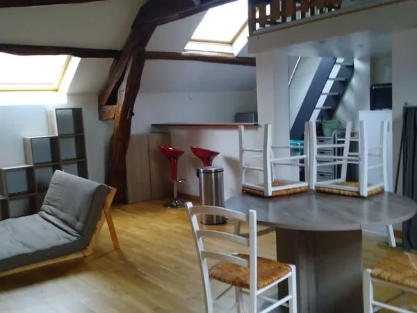 Vends grand studio Montmagny