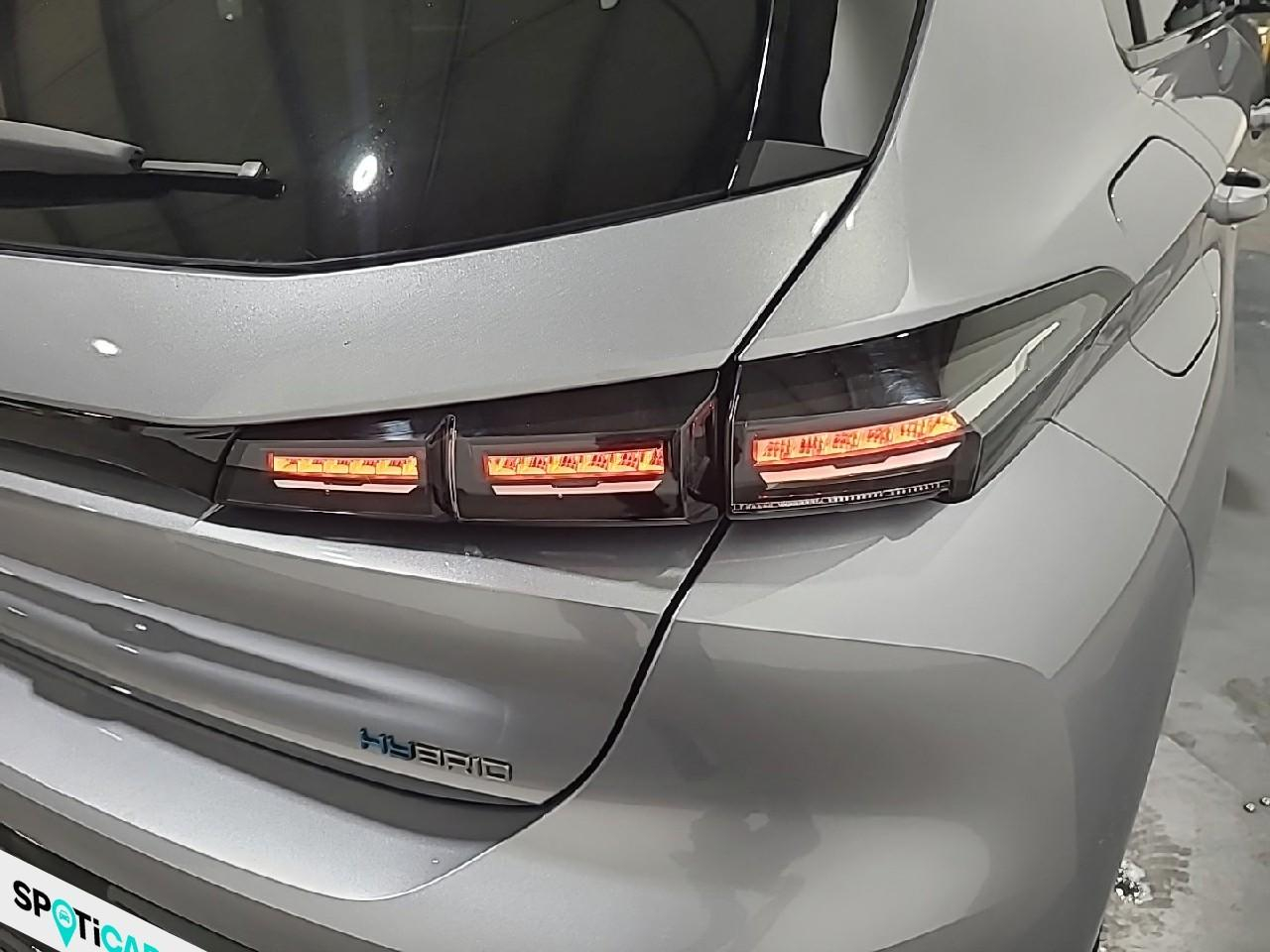 Peugeot 308 phev 180 e-eat8 allure pack — photo 25