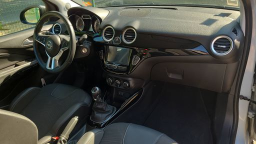 Opel Adam 1.4 87 - Rocks – 2018 – 129788 km – Essence – Boîte Manuelle — photo 16