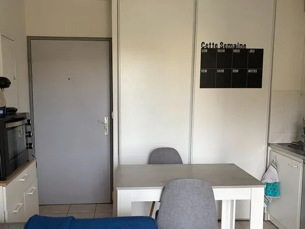 Loue appartement t1 bis