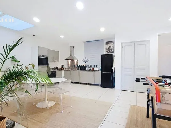 Appartement 4 pièces 130 m²