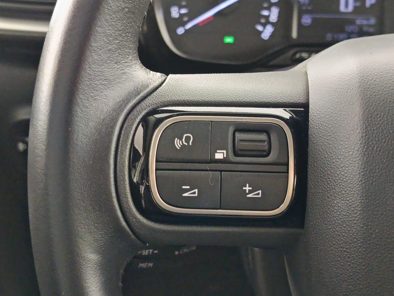 Citroën C3 puretech 110 s&s eat6 shine — photo 17