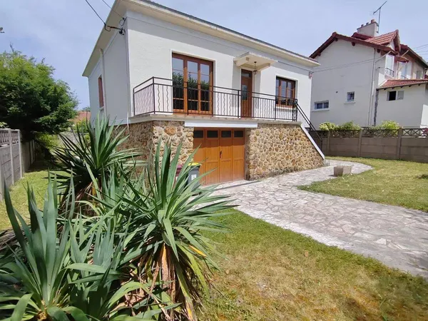 Maison 6 pièces 145 m²