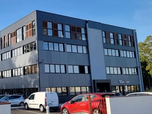 Bureaux 279 m²