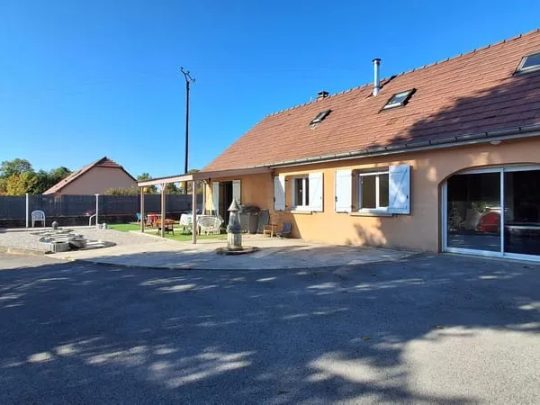 Maison familiale, jardin clos