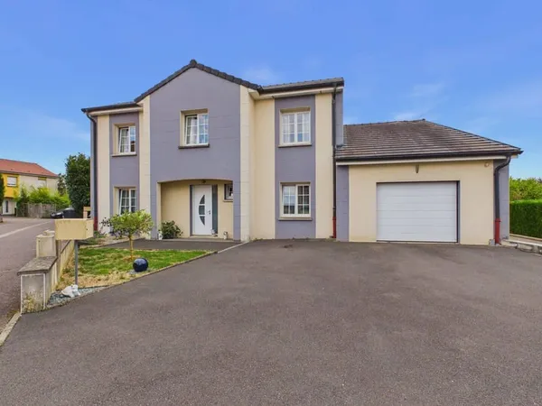 Maison 8 pièces 183 m²