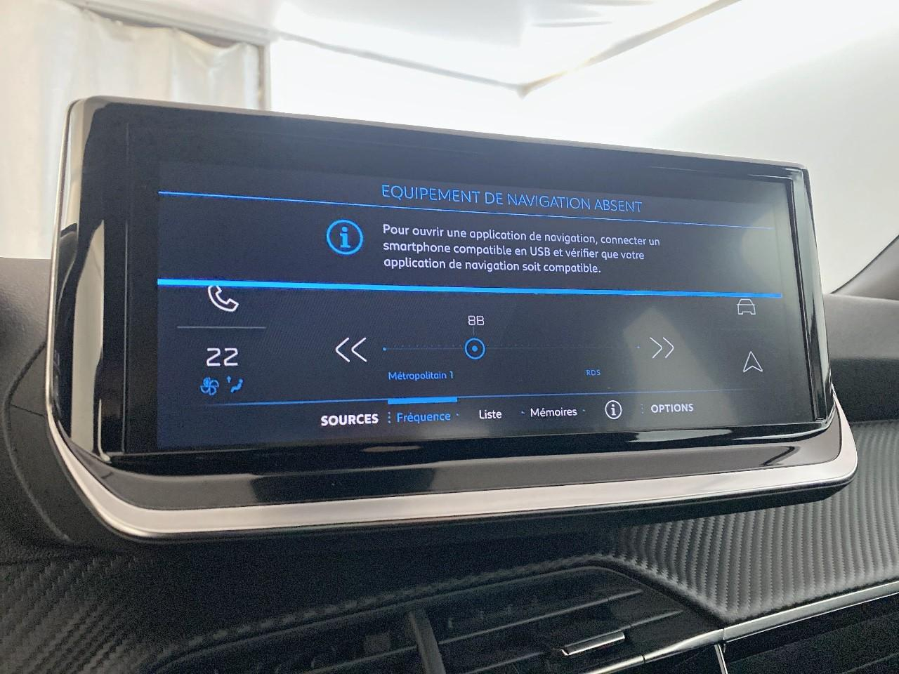 Peugeot 2008 hybrid 136 e-dcs6 style — photo 16
