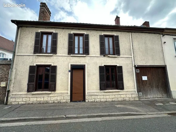 Maison 6 pièces + 5 chambres 156m2 + garage 3 voitures