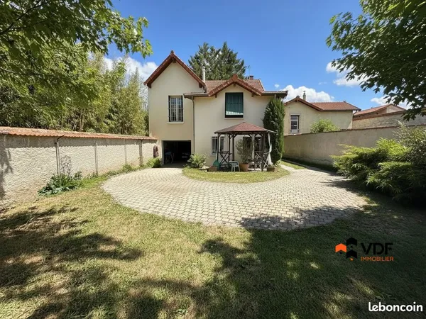 Maison 4 pièces 105 m²