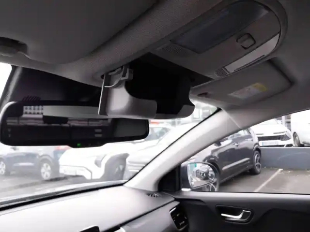 Kia Stonic 1.0 t-gdi 100 ch dct7 — photo 30