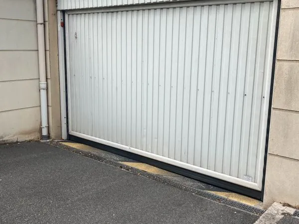 Location place de parking sous terrain