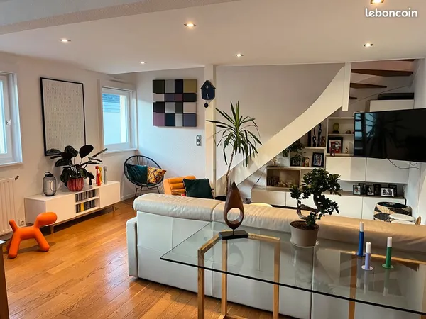 Duplex en hyper centre : Lices / Chézy Dinan
