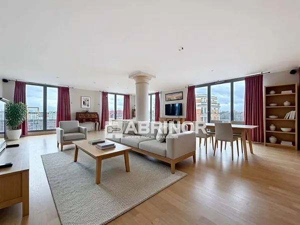 Appartement 4 pièces 132 m²