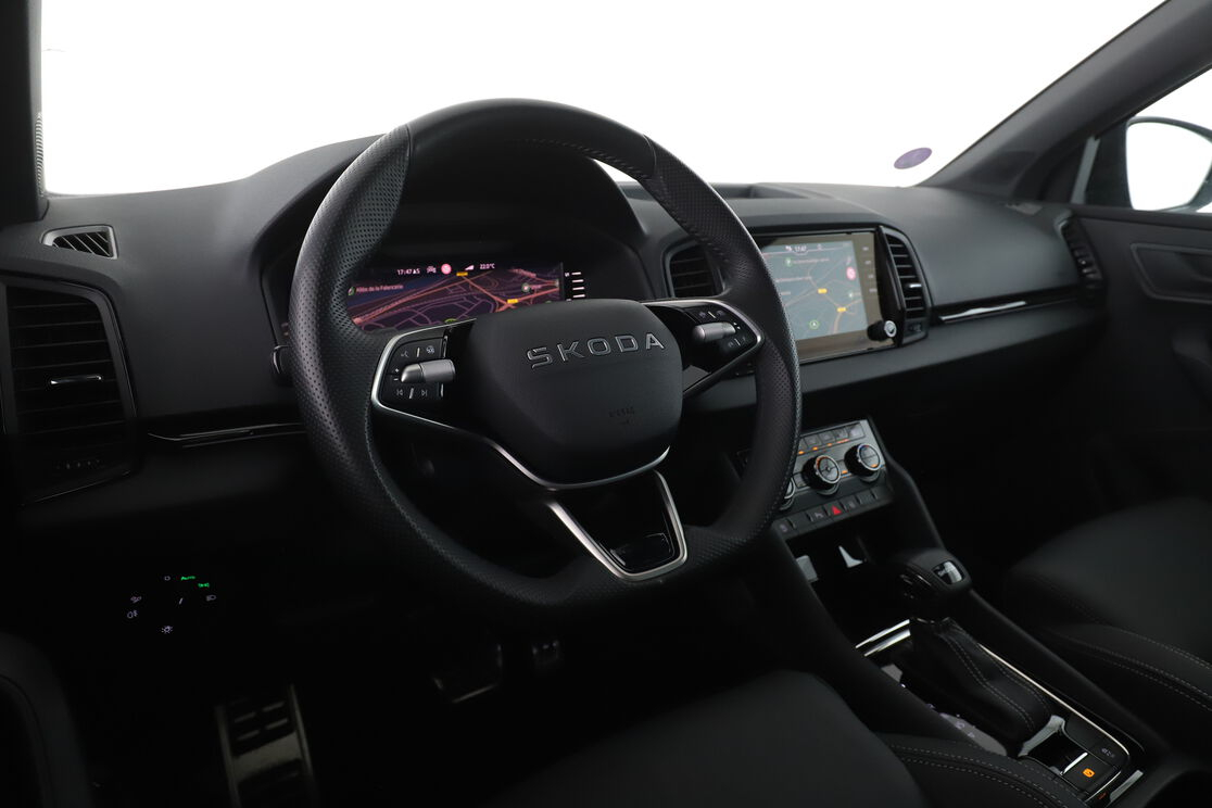 Skoda Karoq 1.5 TSI EVO 2 ACT Sportline DSG7 — photo 12