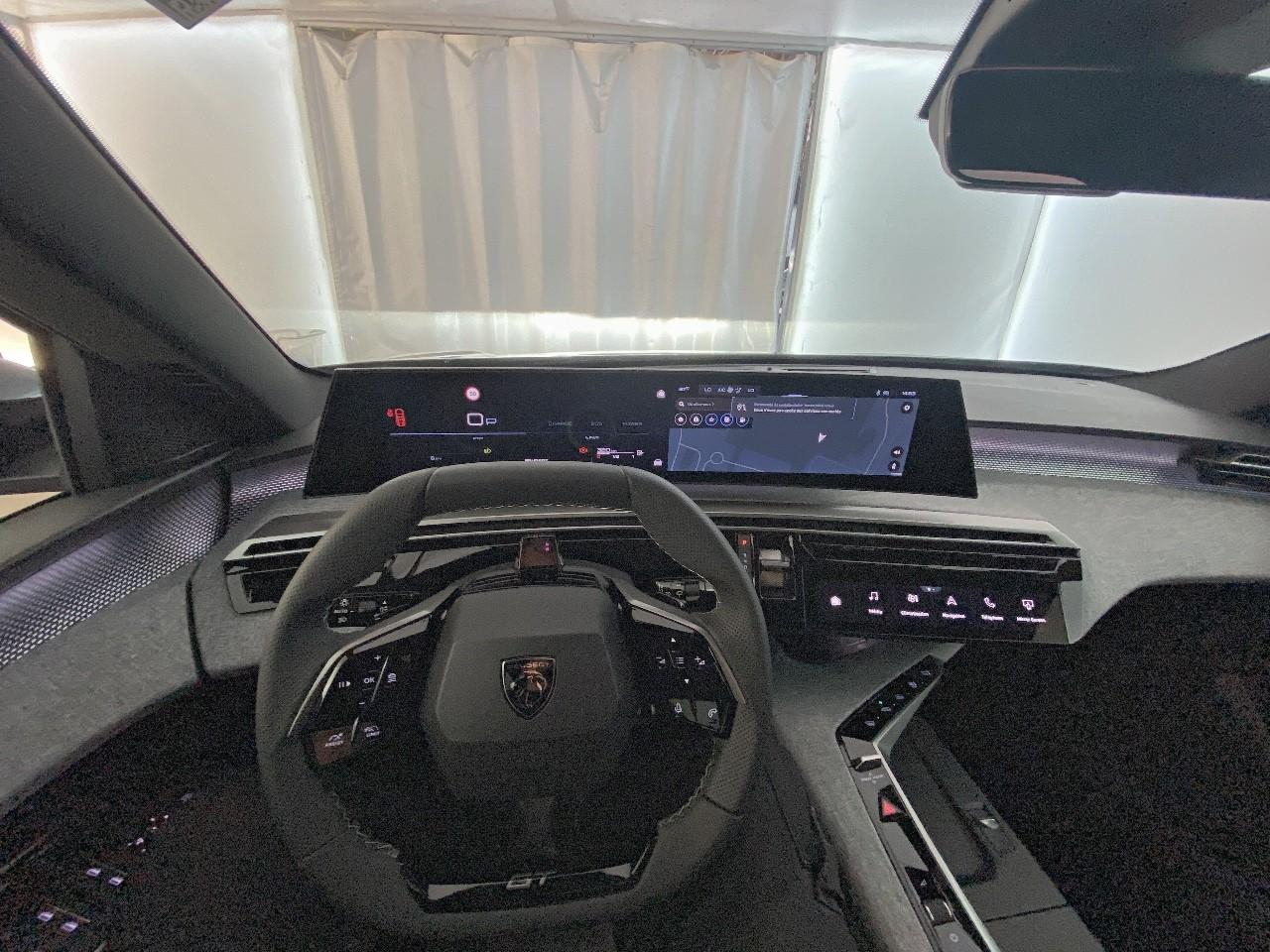 Peugeot 3008 hybrid 145 e-dcs6 gt — photo 12