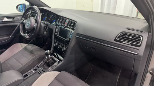 Volkswagen Golf 2.0 TSI 300 4Motion - R – 2015 – 117385 km – Essence – Boîte Manuelle — photo 10
