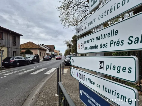 ARES, T2 à proximité immédiate des plages