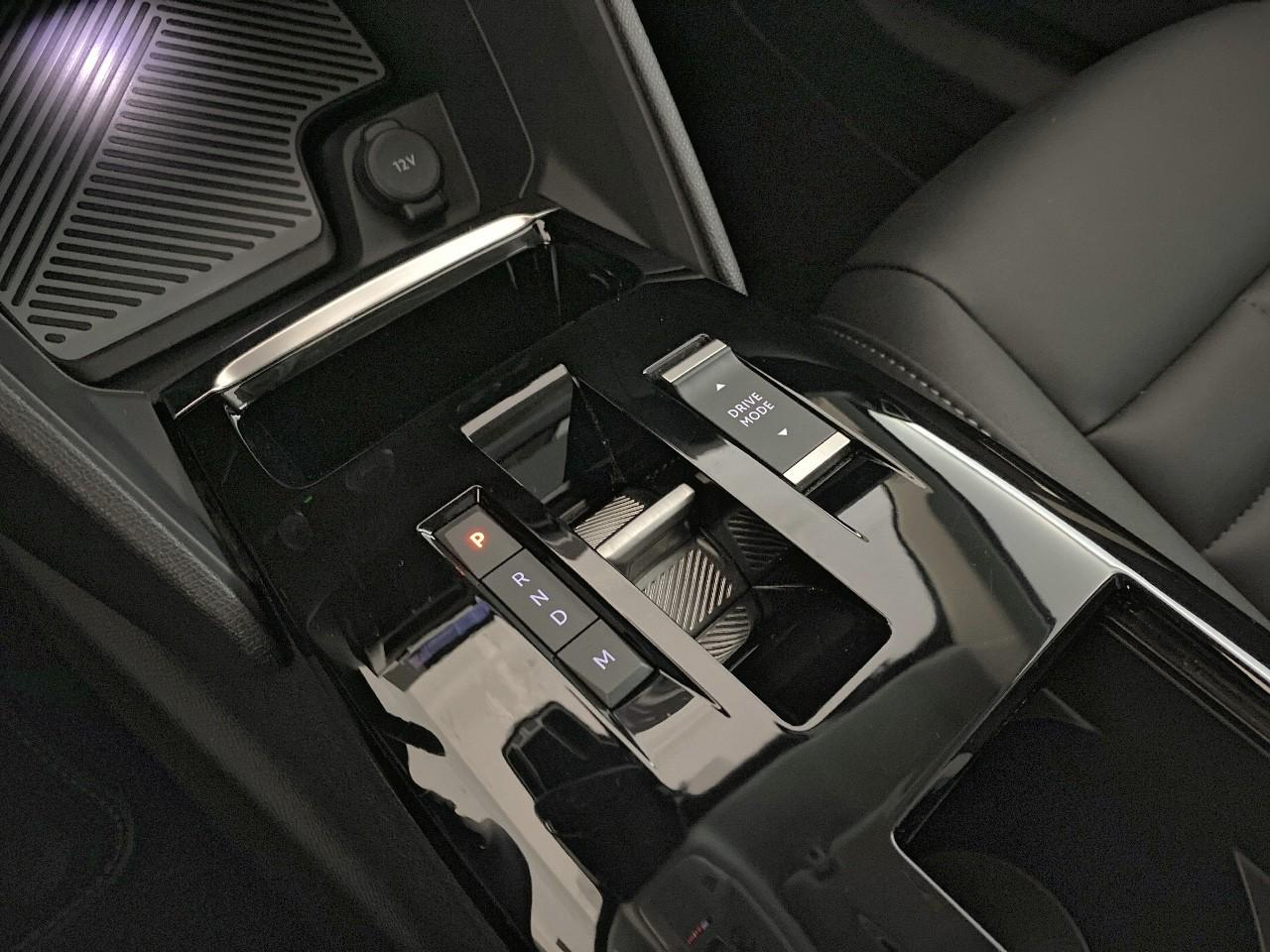 Citroën C4 hybride 145 ch e-dcs6 max — photo 18