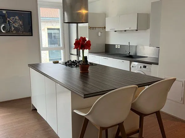 Lyon 9e - Lumineux appartement 63 m² avec balcon, cuisine équipée, quartier Vaise
