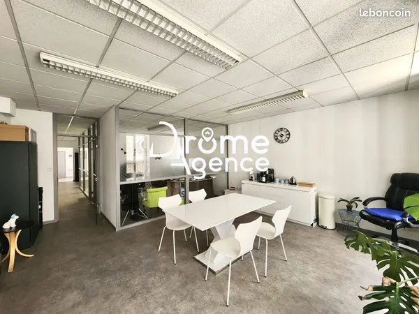 Bureaux 82 m² Valence