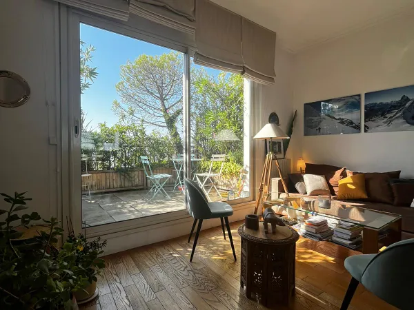 Loue appartement 50m² très lumineux avec terrasse dans l'Ouest Parisien - bail mobilité uniquement