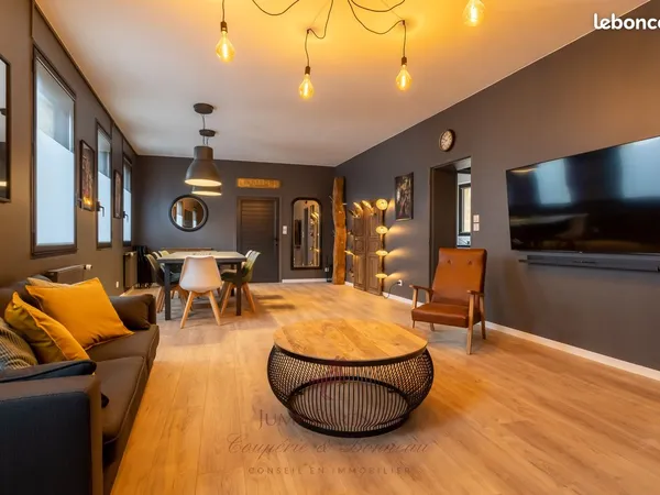 Immeuble 8 pièces 161 m²