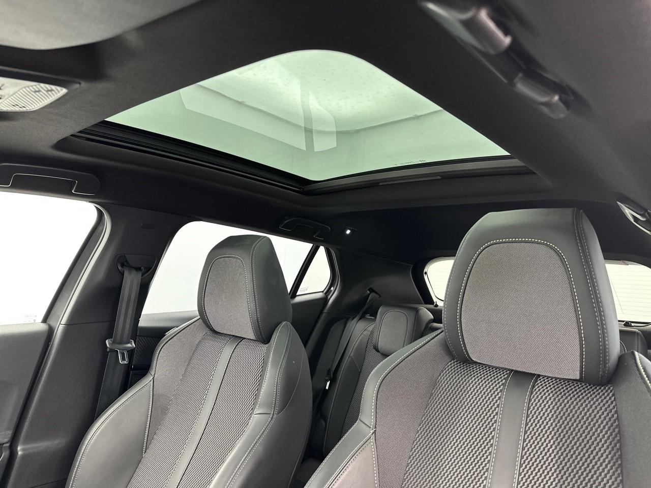 Peugeot 2008 puretech 130 s&s eat8 gt — photo 35