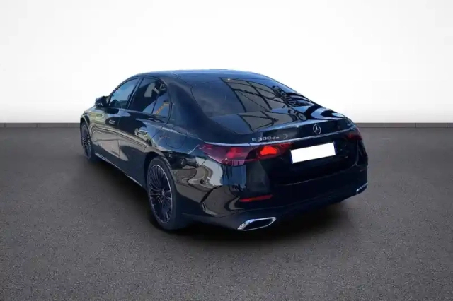 Mercedes Classe E 300 de hybrid eq 9g-tronic 4matic — photo 4
