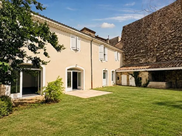 Appartement 4 pièces 128 m²