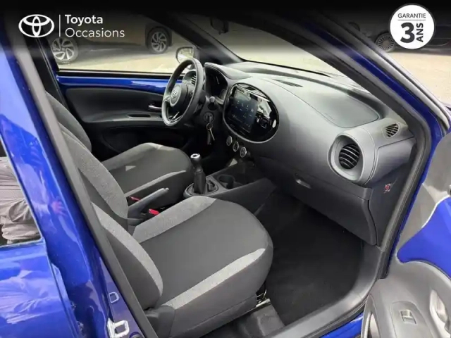 Toyota Aygo X 1.0 vvt-i 72ch dynamic my24 — photo 6