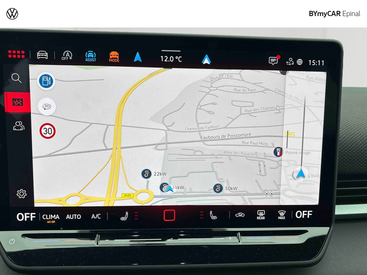 Volkswagen T-Roc 1.5 eTSI EVO2 Hybrid 150 ch DSG7 — photo 16