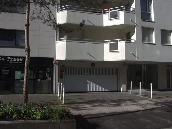 Parking 13 m²